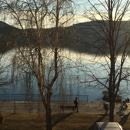 Ck Lake View Kastoria Exterior photo